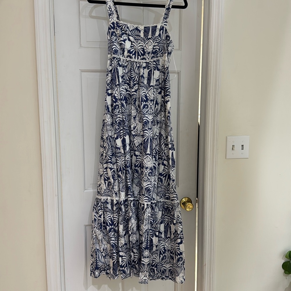 Aqua x white lotus dress in xs small